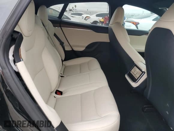 ✅ 2022 Tesla Model S • VIN: 5YJSA1E56NF482711 • Lot: 83991555. Listed on Copart with 38,031 mi. Free auction sales archive from the USA and detailed vehicle history report at DreamBid. Image 10.