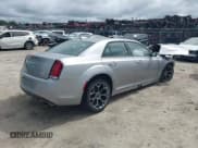 ✅ 2015 Chrysler 300 S • VIN: 2C3CCABG0FH867931 • Lot: 43322230. Listed on IAAI with 77,417 mi. Free auction sales archive from the USA and detailed vehicle history report at DreamBid. Image 4.