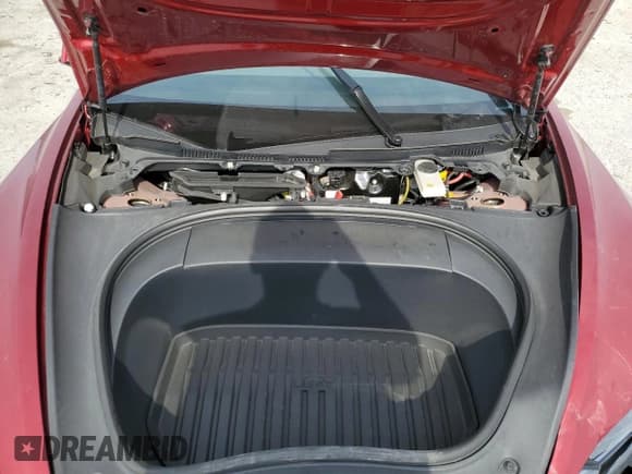 ✅ 2024 Tesla Model 3 • VIN: 5YJ3E1EA4RF784705 • Lot: 52701015. Wystawiony na Copart z przebiegiem 7 400 mil. Bezpłatny archiwum sprzedaży aukcyjnych z USA i szczegółowy raport historii pojazdu na DreamBid. Zdjęcie 11.