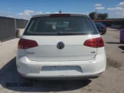 ✅ 2015 Volkswagen Golf TSI S • VIN: 3VW217AUXFM015477 • Lot: 82694065. Wystawiony na Copart z przebiegiem 158 739 mil. Bezpłatny archiwum sprzedaży aukcyjnych z USA i szczegółowy raport historii pojazdu na DreamBid. Zdjęcie 6.