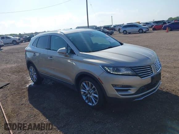 ✅ 2017 Lincoln MKC Reserve • VIN: 5LMCJ3C94HUL02474 • Lot: 43416290. Wystawiony na IAAI z przebiegiem 81 497 mil. Bezpłatny archiwum sprzedaży aukcyjnych z USA i szczegółowy raport historii pojazdu na DreamBid. Zdjęcie 1.