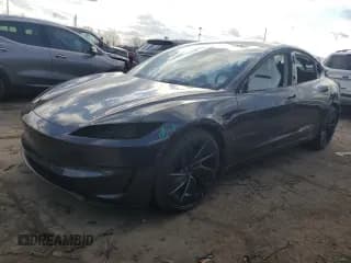 ✅ 2024 Tesla Model 3 Performance • VIN: 5YJ3E1ETXRF866911 • Lot: 92364445. Wystawiony na Copart z przebiegiem 17 103 mil. Bezpłatny archiwum sprzedaży aukcyjnych z USA i szczegółowy raport historii pojazdu na DreamBid. Zdjęcie 1.