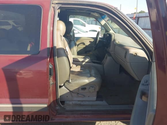 ✅ 2000 Chevrolet Silverado 1500 LS • VIN: 1GCEC19T0YZ115267 • Лот: 43527083. Опубликован ранее на IAAI с пробегом 234 512 миль. Бесплатный доступ к архиву аукционных продаж из США и подробный отчёт об истории автомобиля на DreamBid. Изображение 5.