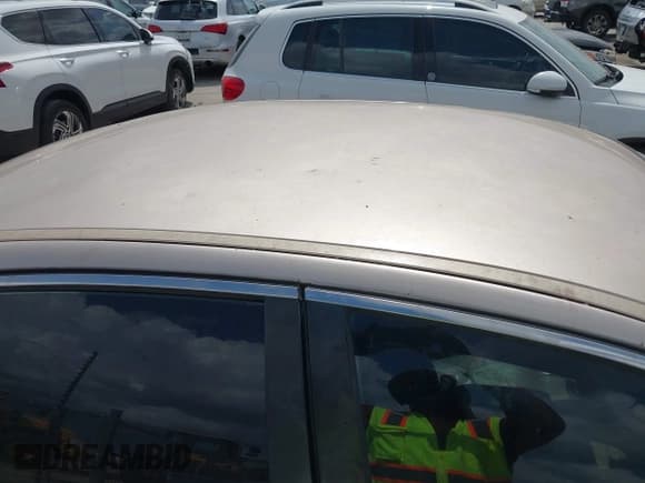 ✅ 1999 Buick Park Avenue • VIN: 1G4CW52K1X4623987 • Lot: 43083638. Wystawiony na IAAI z przebiegiem 129 010 mil. Bezpłatny archiwum sprzedaży aukcyjnych z USA i szczegółowy raport historii pojazdu na DreamBid. Zdjęcie 12.