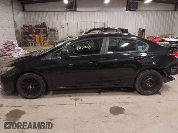 ✅ 2014 Honda Civic LX • VIN: 2HGFB2F54EH521150 • Лот: 43850668. Опубликован ранее на IAAI с пробегом 86 921 миль. Бесплатный доступ к архиву аукционных продаж из США и подробный отчёт об истории автомобиля на DreamBid. Изображение 14.