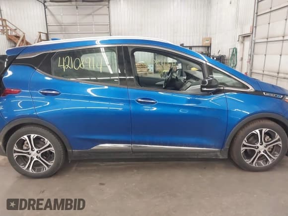 ✅ 2021 Chevrolet Bolt EV Premier • VIN: 1G1FZ6S04M4112890 • Lot: 42108914. Listed on IAAI with 68,452 mi. Free auction sales archive from the USA and detailed vehicle history report at DreamBid. Image 13.