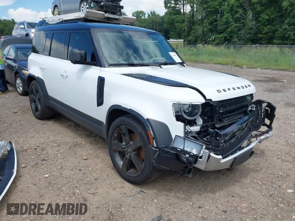 ✅ 2024 Land Rover Defender S • VIN: SALEJ7EX0R2342155 • Lot: 42744991. Listed on IAAI with 17,031 mi. Free auction sales archive from the USA and detailed vehicle history report at DreamBid. Image 1.