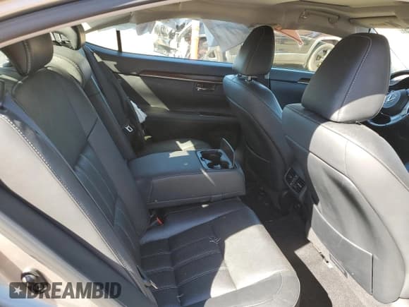 ✅ 2016 Lexus ES 330 • VIN: JTHBK1GG0G2216701 • Lot: 87453215. Listed on Copart with 159,766 mi. Free auction sales archive from the USA and detailed vehicle history report at DreamBid. Image 10.