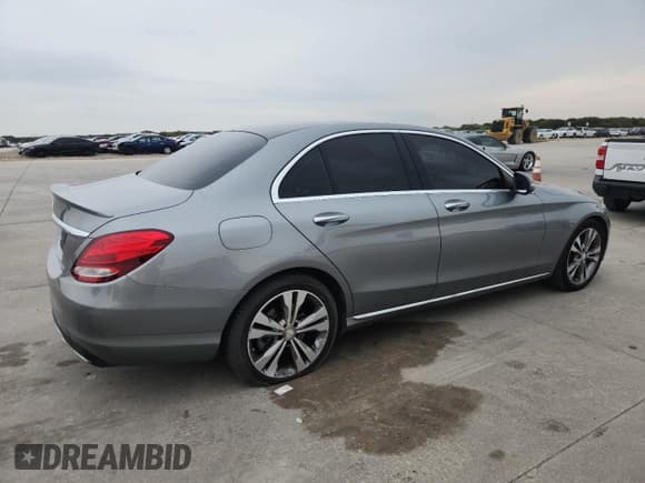 ✅ 2016 Mercedes-Benz C 300 • VIN: 55SWF4JB8GU129002 • Lot: 89718115. Listed on Copart with 142,994 mi. Free auction sales archive from the USA and detailed vehicle history report at DreamBid. Image 3.