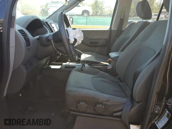 ✅ 2011 Nissan Xterra S • VIN: 5N1AN0NW3BC519284 • Lot: 84054735. Wystawiony na Copart z przebiegiem 190 444 mil. Bezpłatny archiwum sprzedaży aukcyjnych z USA i szczegółowy raport historii pojazdu na DreamBid. Zdjęcie 7.