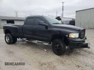 2004 Dodge 3500 SLT z VIN 3D7MU48C84G105257, wystawiony jako Copart lot #43276615 z przebiegiem 241 840 mil mil oraz Szkoda całkowita • Salvage title. Historia ofert i sprzedaży dostępna na DreamBid. Obrazek 4.