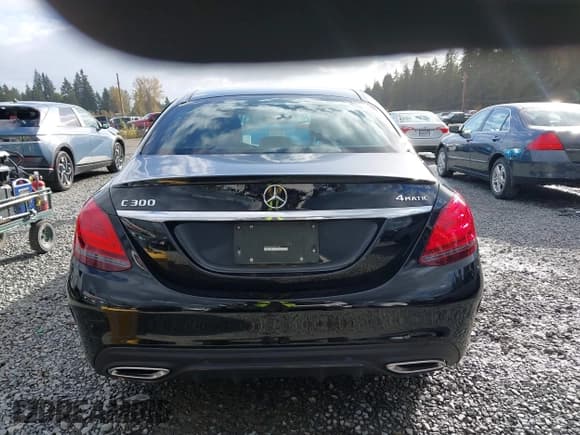 ✅ 2020 Mercedes-Benz C 300 • VIN: W1KWF8EB2LR597188 • Lot: 43565900. Wystawiony na IAAI z przebiegiem 47 210 mil. Bezpłatny archiwum sprzedaży aukcyjnych z USA i szczegółowy raport historii pojazdu na DreamBid. Zdjęcie 16.
