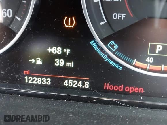 ✅ 2015 BMW 3 Series 328i xDrive • VIN: WBA3B5C5XFF959517 • Lot: 42421435. Wystawiony na IAAI z przebiegiem 122 833 mil. Bezpłatny archiwum sprzedaży aukcyjnych z USA i szczegółowy raport historii pojazdu na DreamBid. Zdjęcie 15.