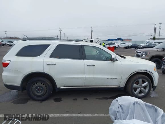 ✅ 2013 Dodge Durango Citadel • VIN: 1C4RDJEG0DC562928 • Lot: 43750018. Listed on IAAI with 161,794 mi. Free auction sales archive from the USA and detailed vehicle history report at DreamBid. Image 13.