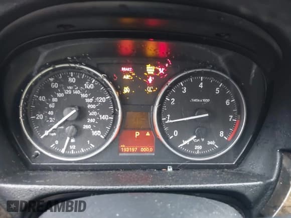 ✅ 2010 BMW 3 Series 328i xDrive • VIN: WBAWC3C51AP470649 • Лот: 41336423. Опубликован ранее на IAAI с пробегом 193 197 миль. Бесплатный доступ к архиву аукционных продаж из США и подробный отчёт об истории автомобиля на DreamBid. Изображение 7.