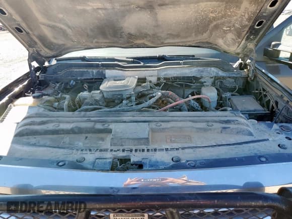 ✅ 2015 Chevrolet Silverado 2500HD LT • VIN: 1GC1KVE88FF162104 • Lot: 86138115. Wystawiony na Copart z przebiegiem 190 254 mil. Bezpłatny archiwum sprzedaży aukcyjnych z USA i szczegółowy raport historii pojazdu na DreamBid. Zdjęcie 11.