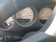 ✅ 2011 Dodge Challenger • VIN: 2B3CJ4DG9BH512929 • Lot: 83469504. Wystawiony na Copart z przebiegiem 61 812 mil. Bezpłatny archiwum sprzedaży aukcyjnych z USA i szczegółowy raport historii pojazdu na DreamBid. Zdjęcie 9.