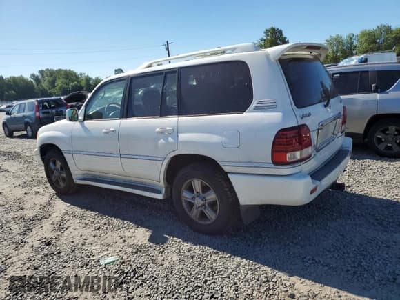 ✅ 2006 Lexus LX 470 • VIN: JTJHT00W464015016 • Lot: 61331625. Listed on Copart with 263,104 mi. Free auction sales archive from the USA and detailed vehicle history report at DreamBid. Image 2.
