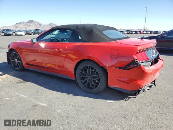 ✅ 2021 Ford Mustang EcoBoost Premium • VIN: 1FATP8UH5M5114503 • Lot: 84177385. Wystawiony na Copart z przebiegiem 90 827 mil. Bezpłatny archiwum sprzedaży aukcyjnych z USA i szczegółowy raport historii pojazdu na DreamBid. Zdjęcie 2.