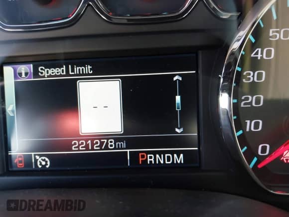 2015 Chevrolet Suburban LT z VIN 1GNSCJKC7FR142418, wystawiony jako IAAI lot #43195354 z przebiegiem 221 278 mil mil oraz . Historia ofert i sprzedaży dostępna na DreamBid. Obrazek 16.