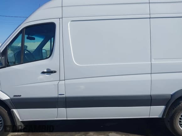 ✅ 2013 Mercedes-Benz Sprinter Cargo • VIN: WD3PE7CC3D5797166 • Lot: 41868815. Listed on IAAI with 68,040 mi. Free auction sales archive from the USA and detailed vehicle history report at DreamBid. Image 14.