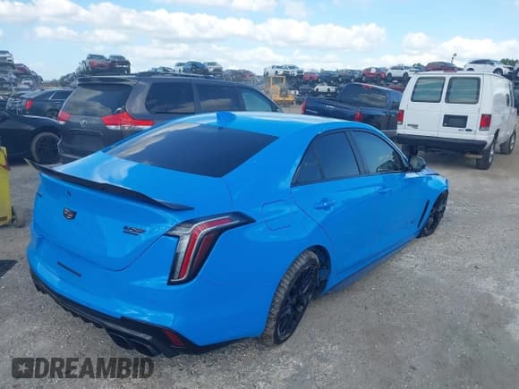 ✅ 2022 Cadillac CT4-V Blackwing • VIN: 1G6D65RP7N0460375 • Lot: 40631926. Listed on IAAI with 19,015 mi. Free auction sales archive from the USA and detailed vehicle history report at DreamBid. Image 4.