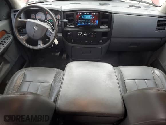 2006 Dodge 1500 Laramie z VIN 1D7HU18286S571340, wystawiony jako Copart lot #42926255 z przebiegiem 168 954 mil mil oraz Szkoda całkowita • Salvage title. Historia ofert i sprzedaży dostępna na DreamBid. Obrazek 8.