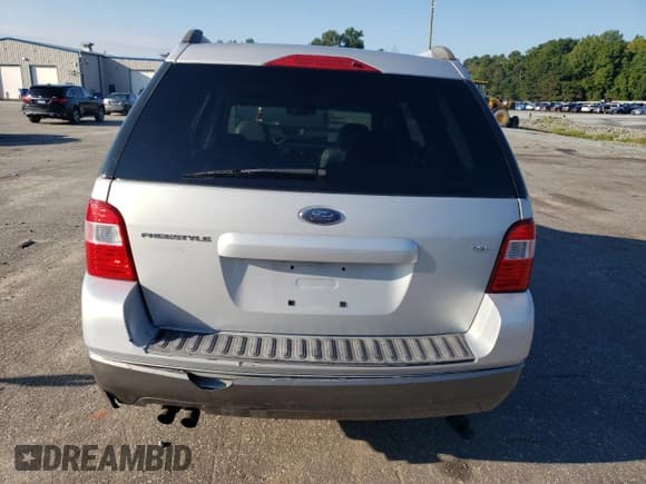 ✅ 2005 Ford Freestyle SEL • VIN: 1FMZK02185GA67642 • Лот: 67673504. Опубликован ранее на Copart с пробегом 219 097 миль. Бесплатный доступ к архиву аукционных продаж из США и подробный отчёт об истории автомобиля на DreamBid. Изображение 6.