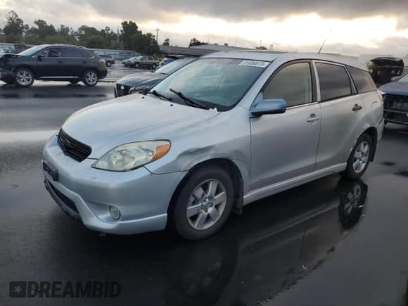 ✅ 2005 Toyota Matrix XR • VIN: 2T1LR30E05C390613 • Lot: 91686875. Listed on Copart with 124,168 mi. Free auction sales archive from the USA and detailed vehicle history report at DreamBid. Image 1.