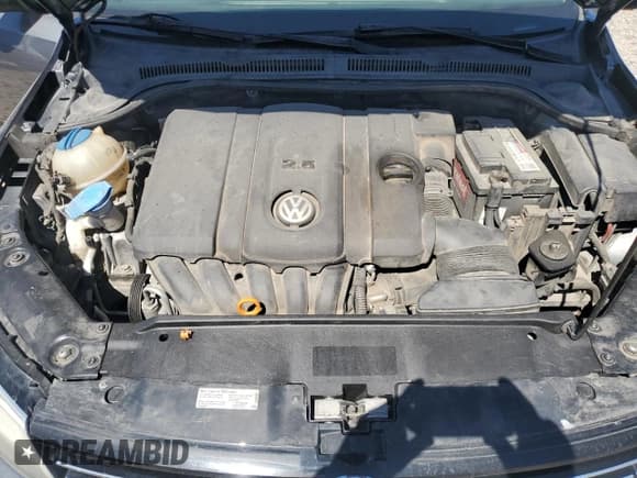 ✅ 2013 Volkswagen Jetta SE • VIN: 3VWDX7AJ3DM271048 • Lot: 59257995. Listed on Copart with 122,393 mi. Free auction sales archive from the USA and detailed vehicle history report at DreamBid. Image 11.