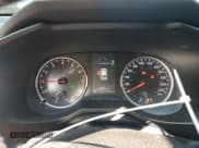 ✅ 2021 Toyota RAV4 XLE • VIN: 2T3R1RFV8MC196770 • Lot: 71196565. Wystawiony na Copart z przebiegiem 78 976 mil. Bezpłatny archiwum sprzedaży aukcyjnych z USA i szczegółowy raport historii pojazdu na DreamBid. Zdjęcie 9.