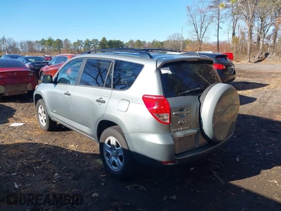 ✅ 2006 Toyota RAV4 • VIN: JTMBD35V465042265 • Lot: 43750140. Listed on IAAI with 191,362 mi. Free auction sales archive from the USA and detailed vehicle history report at DreamBid. Image 3.
