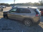 ✅ 2019 Jeep Cherokee Latitude • VIN: 1C4PJLCB0KD206277 • Лот: 89573885. Опубликован ранее на Copart с пробегом 62 276 миль. Бесплатный доступ к архиву аукционных продаж из США и подробный отчёт об истории автомобиля на DreamBid. Изображение 2.