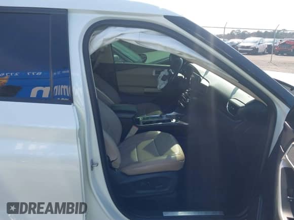 2021 Ford Explorer Limited z VIN 1FMSK7FH5MGA92367, wystawiony jako IAAI lot #41471571 z przebiegiem 27 650 mil mil oraz . Historia ofert i sprzedaży dostępna na DreamBid. Obrazek 5.