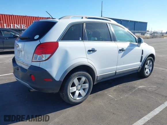 ✅ 2012 Chevrolet Captiva Sport LS • VIN: 3GNAL2EK2CS548166 • Lot: 41252034. Wystawiony na IAAI z przebiegiem 141 239 mil. Bezpłatny archiwum sprzedaży aukcyjnych z USA i szczegółowy raport historii pojazdu na DreamBid. Zdjęcie 4.