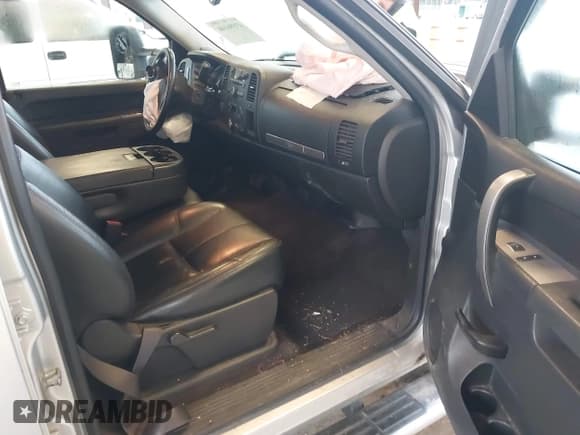 ✅ 2012 Chevrolet Silverado 2500HD LT • VIN: 1GC1KXCG6CF155105 • Лот: 43596140. Опубликован ранее на IAAI с пробегом 213 676 миль. Бесплатный доступ к архиву аукционных продаж из США и подробный отчёт об истории автомобиля на DreamBid. Изображение 5.