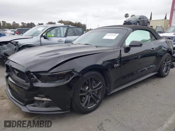✅ 2015 Ford Mustang GT Premium • VIN: 1FATP8FF8F5327105 • Lot: 42193645. Listed on IAAI with 105,347 mi. Free auction sales archive from the USA and detailed vehicle history report at DreamBid. Image 18.