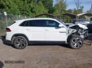 ✅ 2020 Volkswagen Atlas SEL Premium • VIN: 1V2NE2CA8LC224531 • Lot: 43361218. Listed on IAAI with 60,727 mi. Free auction sales archive from the USA and detailed vehicle history report at DreamBid. Image 14.