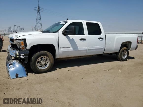 ✅ 2008 Chevrolet Silverado 2500HD 1LT • VIN: 1GCHC23638F172974 • Lot: 68530525. Wystawiony na Copart z przebiegiem 166 456 mil. Bezpłatny archiwum sprzedaży aukcyjnych z USA i szczegółowy raport historii pojazdu na DreamBid. Zdjęcie 1.