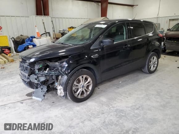 ✅ 2019 Ford Escape SE • VIN: 1FMCU9GD7KUC06115 • Лот: 91668825. Опубликован ранее на Copart с пробегом 100 337 миль. Бесплатный доступ к архиву аукционных продаж из США и подробный отчёт об истории автомобиля на DreamBid. Изображение 1.