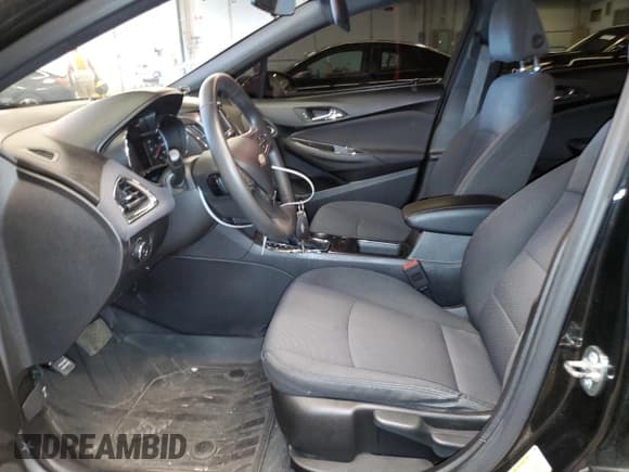 ✅ 2018 Chevrolet Cruze LT • VIN: 1G1BE5SM8J7214114 • Lot: 55832093. Listed on Copart with 117,916 mi. Free auction sales archive from the USA and detailed vehicle history report at DreamBid. Image 7.