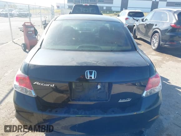 ✅ 2010 Honda Accord LX • VIN: 1HGCP2F35AA141066 • Lot: 43689485. Listed on IAAI with 176,159 mi. Free auction sales archive from the USA and detailed vehicle history report at DreamBid. Image 16.