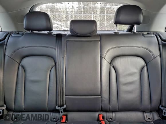 ✅ 2016 Audi Q3 Prestige • VIN: WA1GFCFS4GR015379 • Lot: 94411225. Listed on Copart with 147,915 mi. Free auction sales archive from the USA and detailed vehicle history report at DreamBid. Image 10.