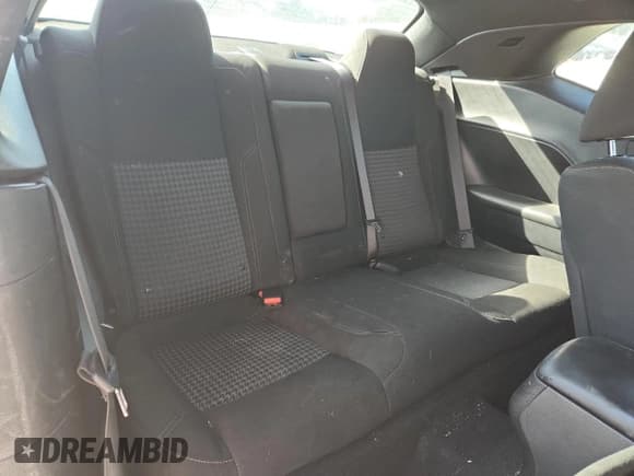 ✅ 2020 Dodge Challenger SXT • VIN: 2C3CDZAG0LH104333 • Lot: 81990335. Wystawiony na Copart z przebiegiem 143 242 mil. Bezpłatny archiwum sprzedaży aukcyjnych z USA i szczegółowy raport historii pojazdu na DreamBid. Zdjęcie 10.