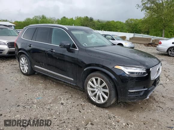 ✅ 2016 Volvo XC90 T8 Inscription • VIN: YV4BC0PL7G1054168 • Lot: 56161975. Wystawiony na Copart z przebiegiem Nie podano. Bezpłatny archiwum sprzedaży aukcyjnych z USA i szczegółowy raport historii pojazdu na DreamBid. Zdjęcie 4.