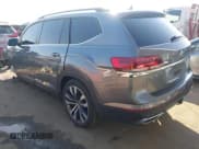 ✅ 2022 Volkswagen Atlas SE • VIN: 1V2KR2CA9NC556746 • Лот: 43641371. Опубликован ранее на IAAI с пробегом 43 766 миль. Бесплатный доступ к архиву аукционных продаж из США и подробный отчёт об истории автомобиля на DreamBid. Изображение 3.
