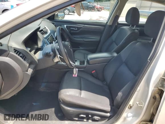 ✅ 2017 Nissan Altima SV • VIN: 1N4AL3AP1HC124769 • Lot: 66625795. Wystawiony na Copart z przebiegiem 247 567 mil. Bezpłatny archiwum sprzedaży aukcyjnych z USA i szczegółowy raport historii pojazdu na DreamBid. Zdjęcie 7.