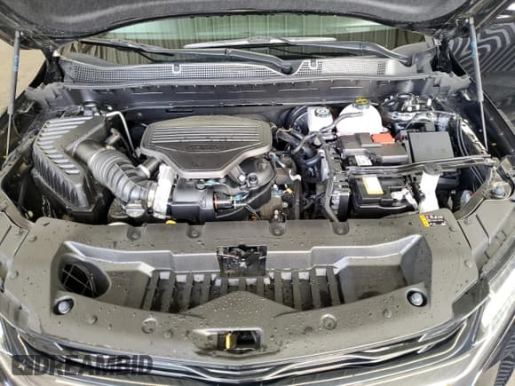 ✅ 2025 Chevrolet Blazer RS • VIN: 3GNKBERS4SS188450 • Lot: 85719315. Listed on Copart with 13,792 mi. Free auction sales archive from the USA and detailed vehicle history report at DreamBid. Image 12.