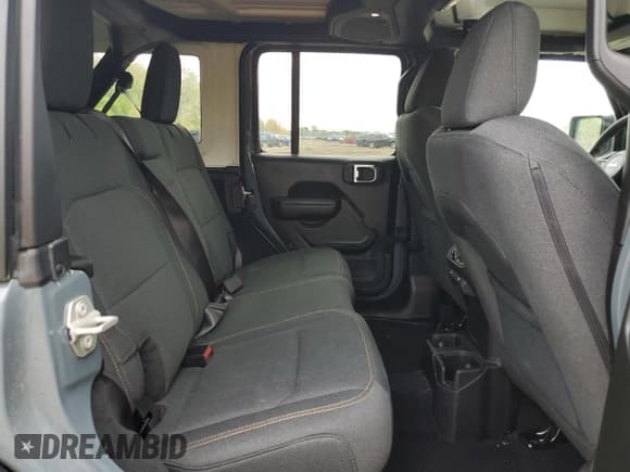 ✅ 2024 Jeep Wrangler Sport S • VIN: 1C4PJXDG1RW297253 • Lot: 56975975. Listed on Copart with 17,897 mi. Free auction sales archive from the USA and detailed vehicle history report at DreamBid. Image 11.