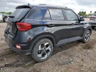 ✅ 2022 Hyundai Venue SEL • VIN: KMHRC8A30NU184180 • Lot: 71846264. Wystawiony na Copart z przebiegiem 20 200 mil. Bezpłatny archiwum sprzedaży aukcyjnych z USA i szczegółowy raport historii pojazdu na DreamBid. Zdjęcie 3.